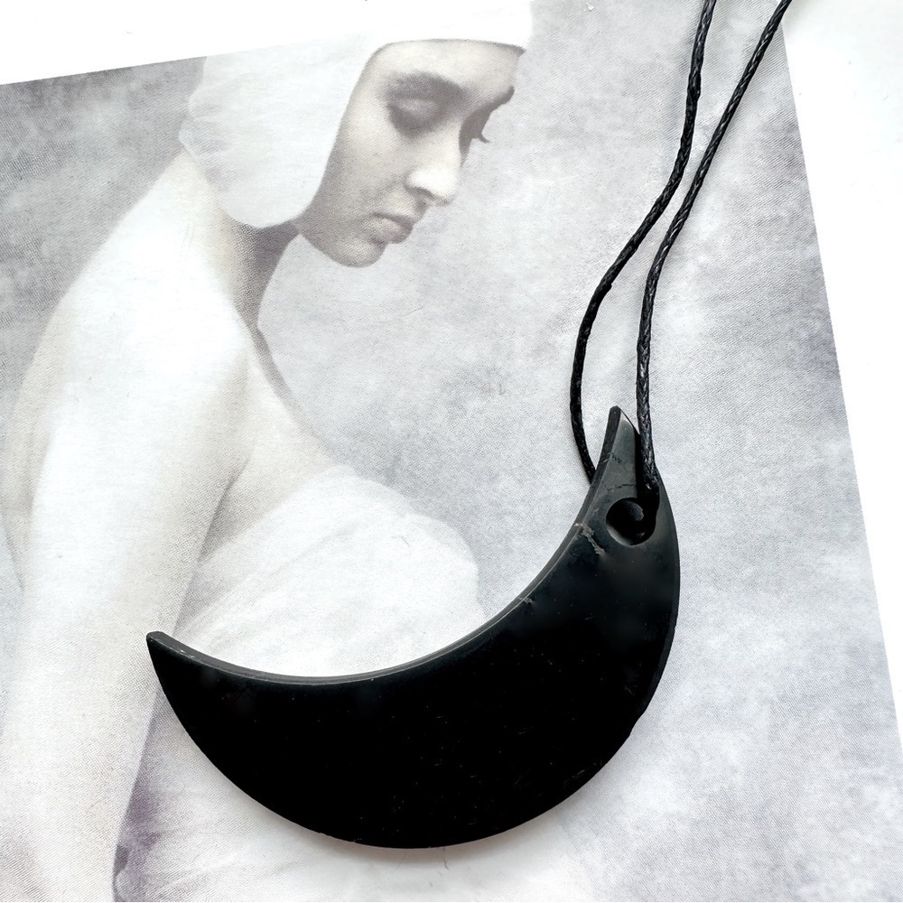 Elite Shungite Crescent Moon Healing EMF Protection Pendant Necklace